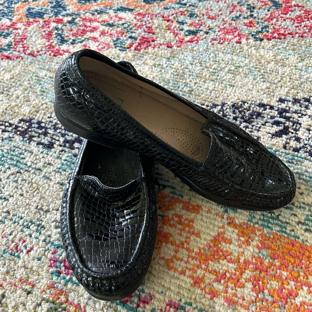 SAS Tripad Leather Croc Print Loafers 9N